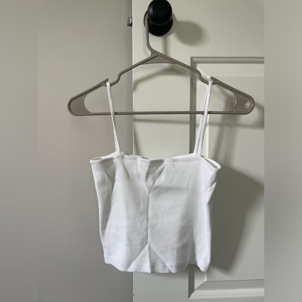 BRANDY MELVILLE STRAIGHT NECK TANK TOP
